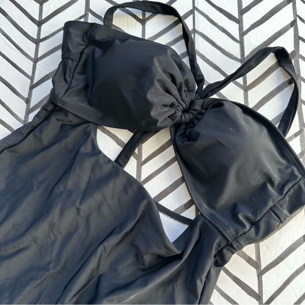 Black Cutout Strappy One Piece Swimsuit